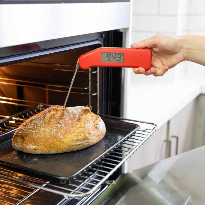 Classic Red - Bread
